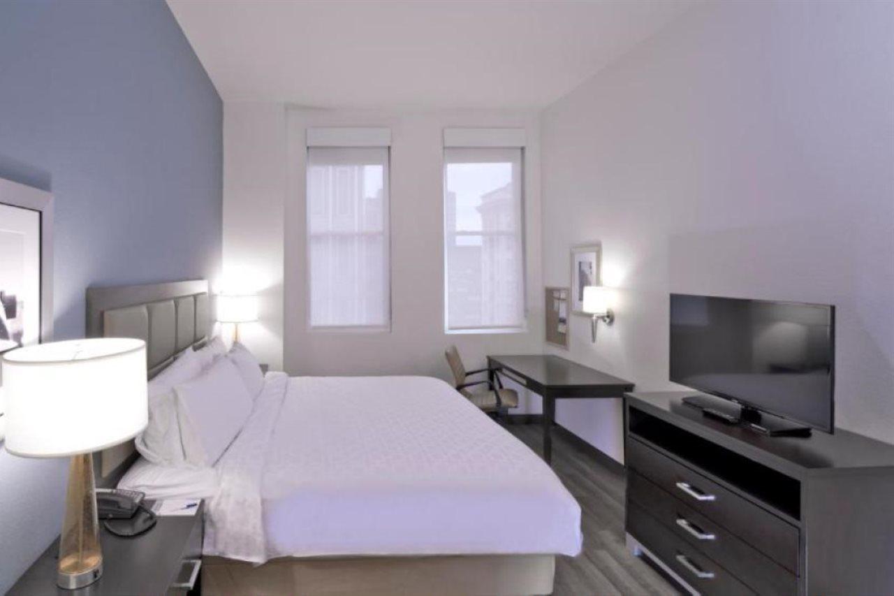 Candlewood Suites Baltimore - Inner Harbor By Ihg Exteriör bild